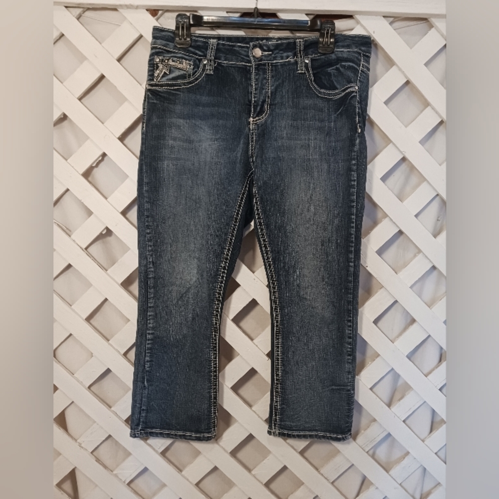Love Indigo Premium women's Capri blue jeans sz 12.